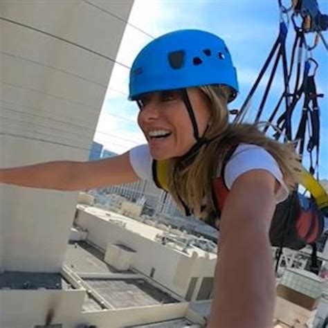 Exclusive Kelly Ripa Flies Over Las Vegas And Ryan Seacrest Destroys It