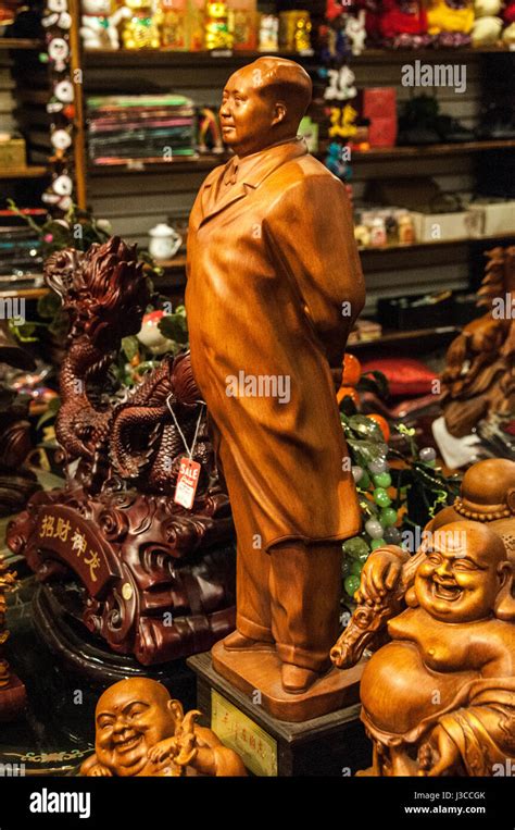 Shop in Chinatown, San Francisco Stock Photo - Alamy