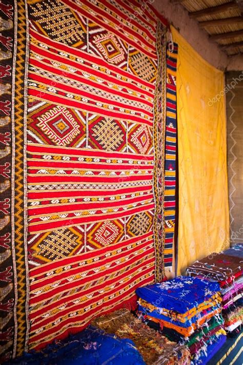 Tejidos Orientales Tradicionales En Ouarzazate Marruecos Foto De