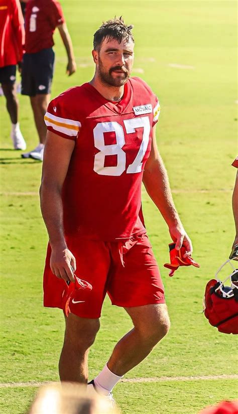 Kelce Haircut Travis Kelce Long Hair Travis Kelce Hair 2024 Players