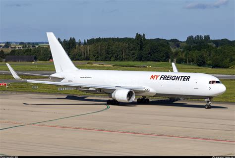 Uk My Freighter Boeing Er Bcf Wl Photo By Bee Id