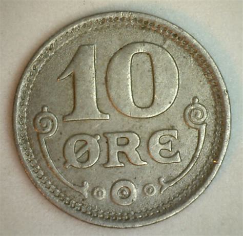 1920 Denmark Copper Nickel 10 Ore Coin Circulated You Grade Christian X