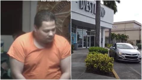 Arrestan A Un Hombre En El Parqueo Del Westland Mall De Hialeah Por