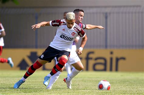 Andreas Pereira Relembra Dif Cil Adapta O No Flamengo