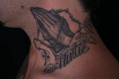 35 Nice Praying Hand Tattoos For Neck