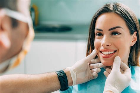 How To Fix A Chipped Tooth With Cosmetic Dentistry