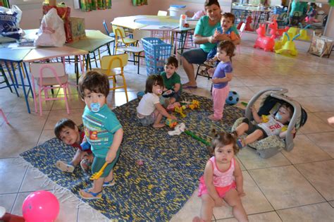 Cocal Comunitário Primeiro dia de creche é marcado pela adaptação e