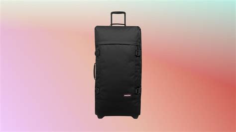 Cette Valise Eastpak Grande Et Tr S Pratique Profite D Une Remise Folle