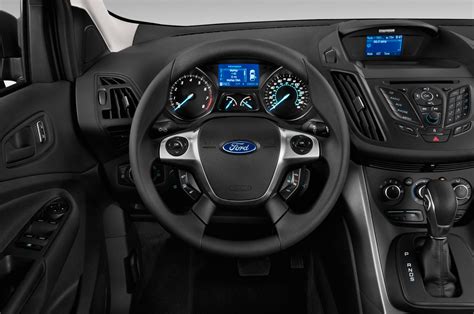 Ford Escape 2016 | SUV Drive