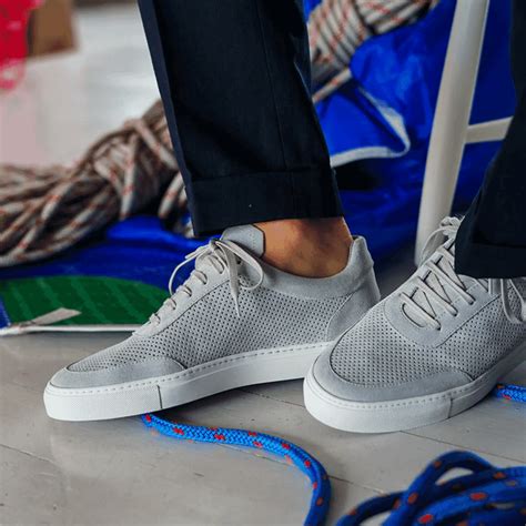 Full 10 of the most stylish sneakers for men in 2026 | OPUMO Magazine News