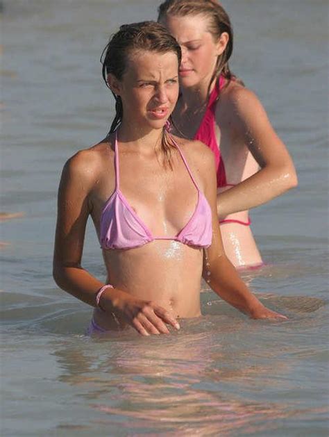 Beach Tits Slips Porn Trends Compilations Free Site