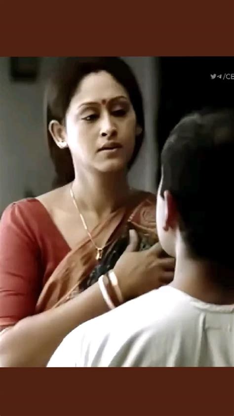 Desi Indrani Halder Hot Red Blouse Celebrity Dresses Beautiful Thai