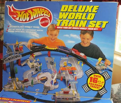 1999 Vintage Hot Wheels 65659 Deluxe World Train Set 16' Track, 6 Cars ...