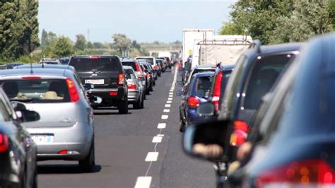 Previsioni Traffico Autostrade Agosto I Giorni Da Bollino Nero