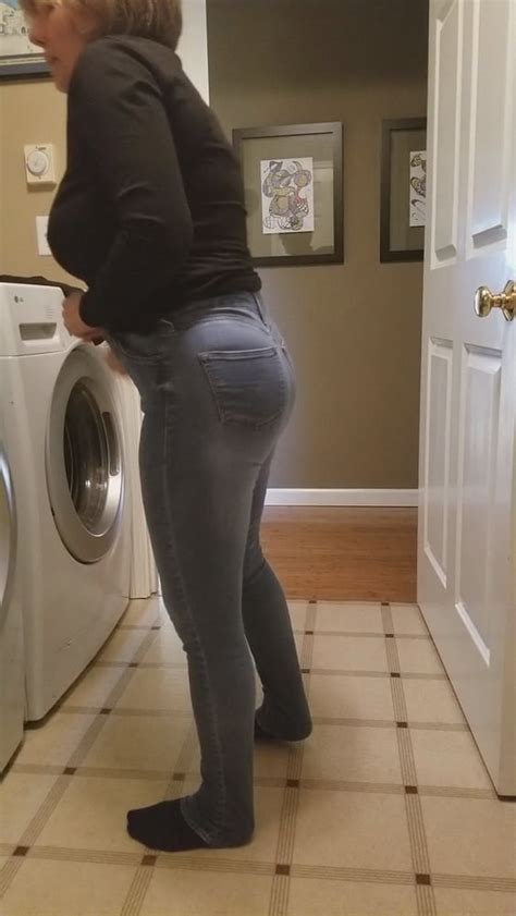 Busty Mature Hottie Strips For You 105 Pics XHamster