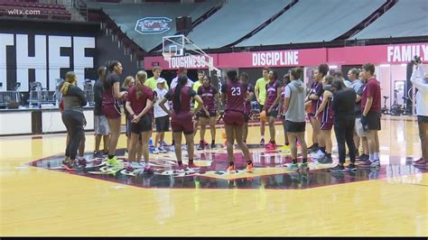 Preseason practice tips off for the Gamecock women's basketball team ...