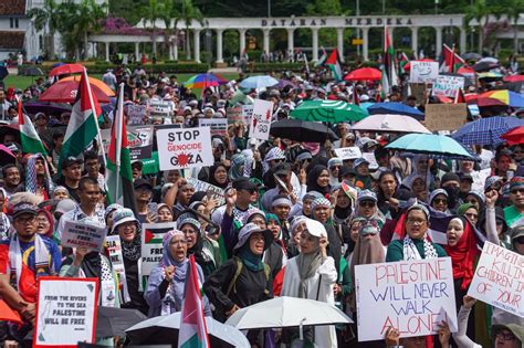 Dewan Rakyat Soal Laungan Takbir Bukan Isu Pokok Saifuddin Nasution