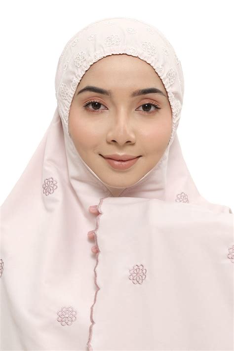 Broderie Izzara In Nude Pink By Telekung Siti Khadijah Original Women