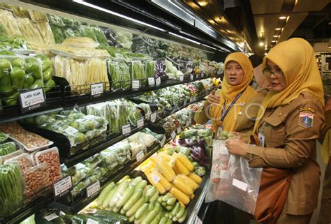 Bpom Sidak Supermarket Antara Foto