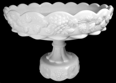 Westmoreland Milk Glass Paneled Grape Pattern 8 75d Pedestal Style