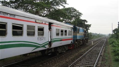 Luxurious White Pt Inka Intercity Train Simanto Express Departure