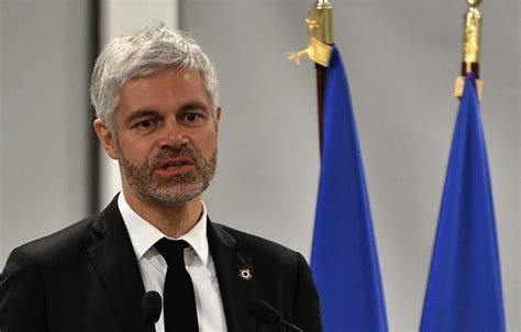 Laurent Wauquiez Mis En Cause Pour Des Soup Ons D Emplois Fictifs Au