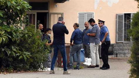 Omicidio Suicidio Nel Biellese Uccide La Madre A Strona E Poi Si Getta