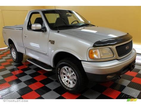 Silver Metallic 2001 Ford F150 Xlt Supercab 4x4 Exterior Photo