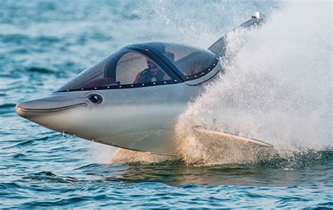 Seabreacher ride: dolphin-like breakthrough submarine watercraft | OutdoorTrip