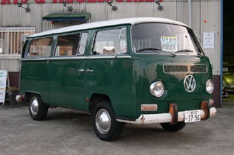 Old School Dark Green Vw Van Old Volkswagen Van Volkswagen Type 2