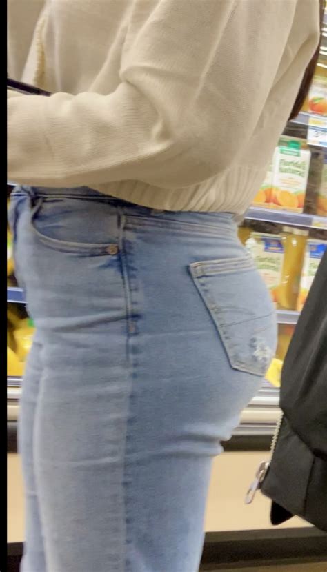 Tight Latina OC Light Blue Jeans Tight Jeans Forum