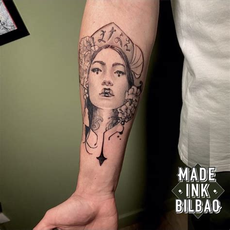 Tatuaje Retrato Diosa Japonesa Made Ink Bilbao