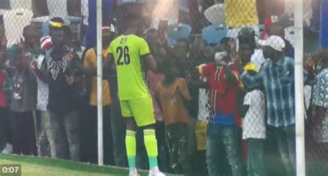 Goalkeeper Richmond Ayi Apologizes To Hearts Of Oak Fans After His