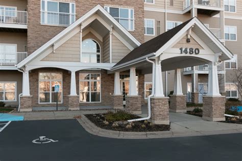 Applewood Pointe | Senior Co-Op Communities