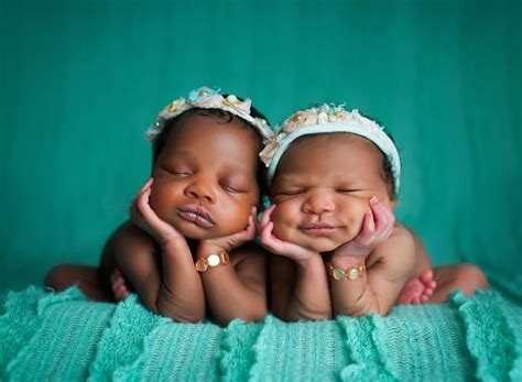 Black twin girls | Newborn twin photography, World's cutest baby