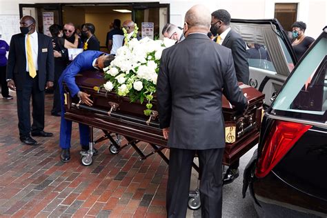 2pac In Casket