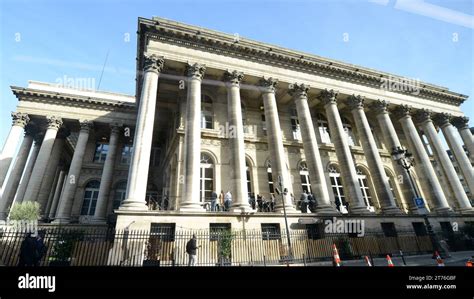 Palais Brongniart Is A 19th Century Stock Exchange Now A Conference