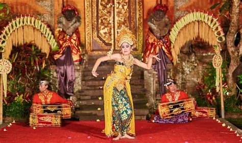 Bali Ubud Palace Legong Dance Show Ticket Getyourguide