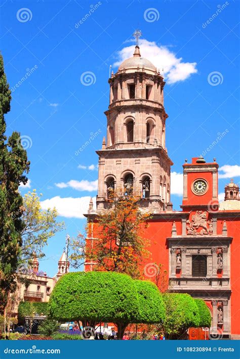 Catedral En Santiago De Queretaro México Foto De Archivo Imagen De