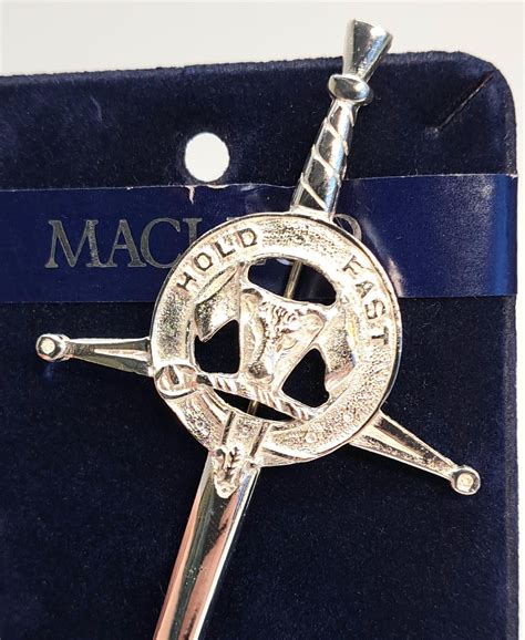 Vintage Clan Macleod hold Fast Sword Brooch Kilt Pin Carrick Clan Crest ...