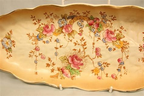 Antique Crown Devon Shaped Serving Dish Antiques To Buy