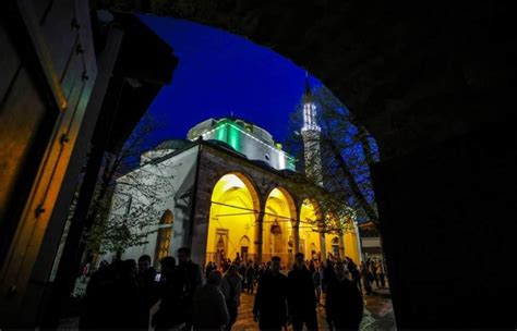 DOVA KOJU JE PREPORUČENO UČITI U NOĆI LEJLETU L KADR HABERHANA