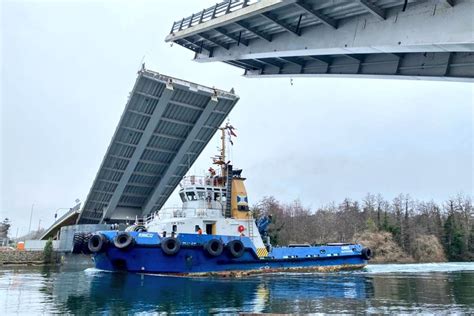 Nueva apertura de Puente Cau Cau obligará suspensión de tránsito en