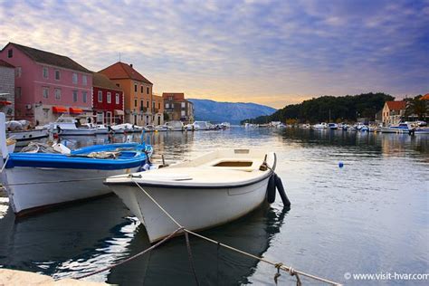 Stari Grad Otok Hvar Smještaj Znamenitosti