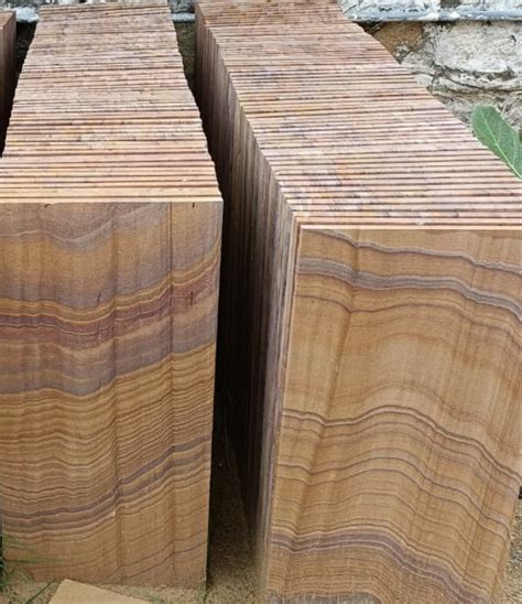 Matt Brown Rainbow Sandstone Flooring Tiles Thickness 15 20 Mm Size