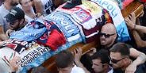 In Migliaia Al Funerale Di Ciro Esposito Ultr Anche Da Palermo