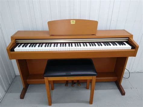 Đàn Piano điện Yamaha Clp220 Giá Rẻ