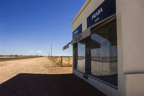 Prada Marfa Art Installation Editorial Photo - Image of texas, barren ...