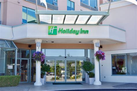 Holiday Inn Vancouver Airport- Richmond, an IHG Hotel in Vancouver ...