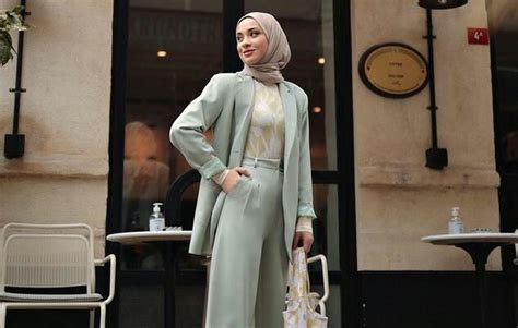 4 Tips Padupadan Blazer Untuk Hijabers Fashionable Tak Harus Terbuka